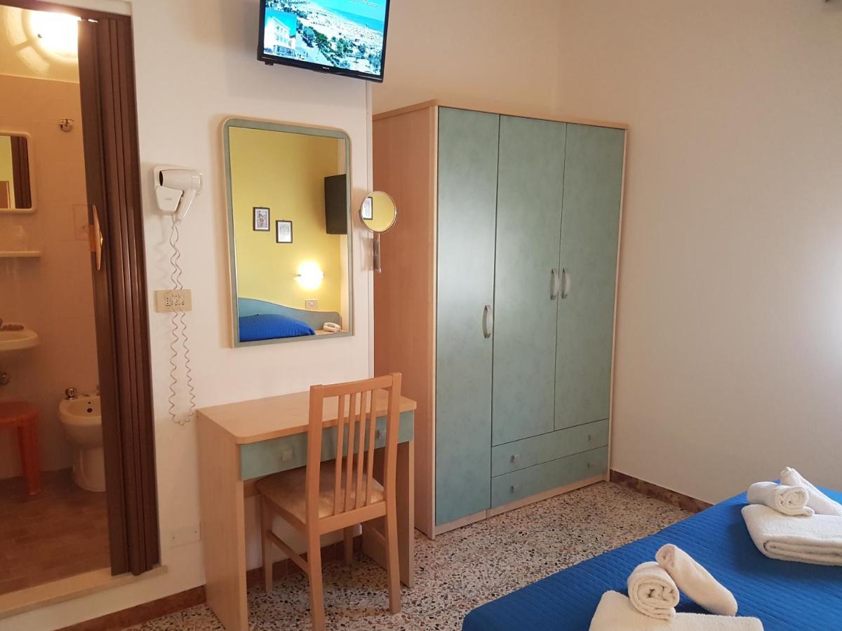 Hotel Villa Ersilia Rimini B&B Eksteriør billede