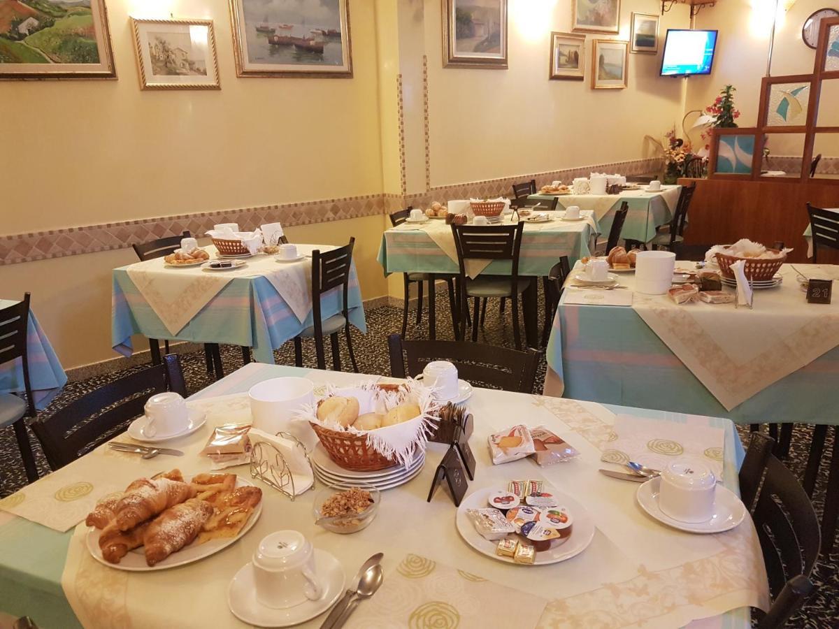 Hotel Villa Ersilia Rimini B&B Eksteriør billede