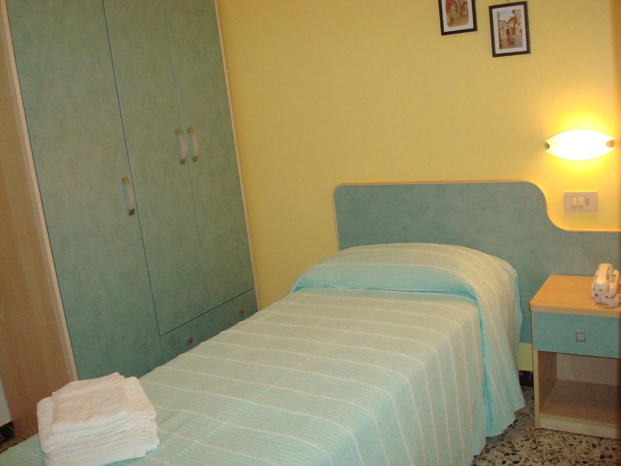 Hotel Villa Ersilia Rimini B&B Eksteriør billede