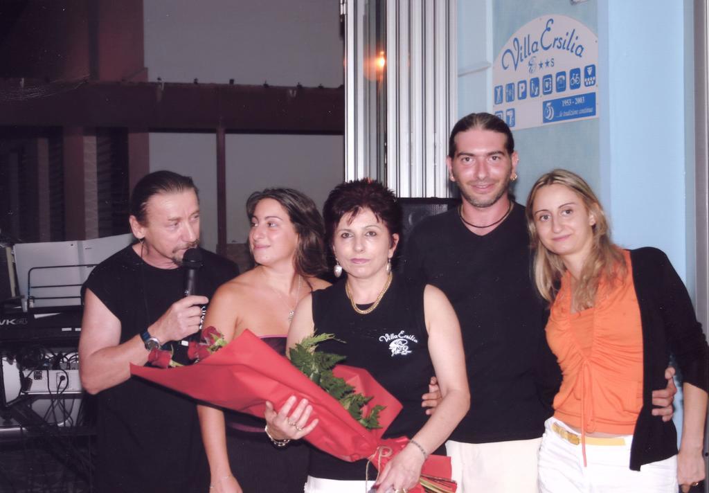 Hotel Villa Ersilia Rimini B&B Eksteriør billede