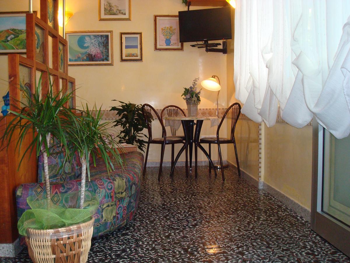 Hotel Villa Ersilia Rimini B&B Eksteriør billede